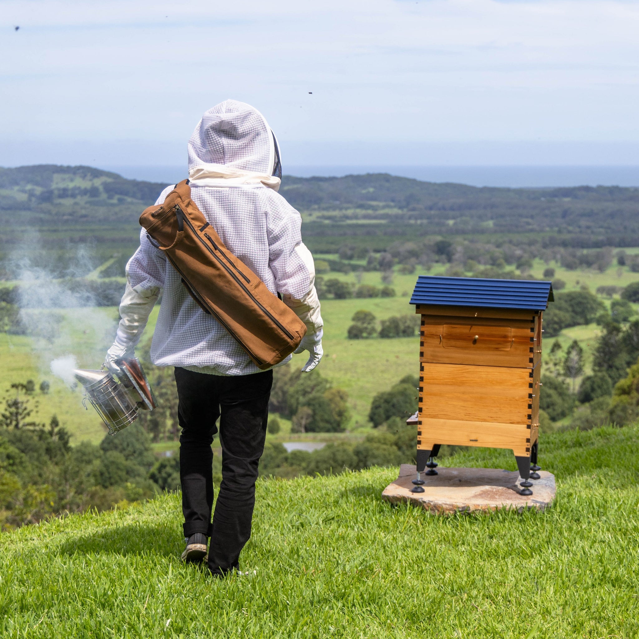 Flow Super Lifter Carry Bag | Durable & Stylish Bag - Flow Hive CA